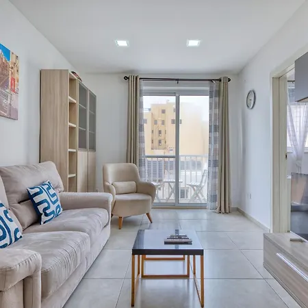 Charming And Bright 2 Bedroom Flat With Creek View Balcony Emag1-1 Apartment Sliema