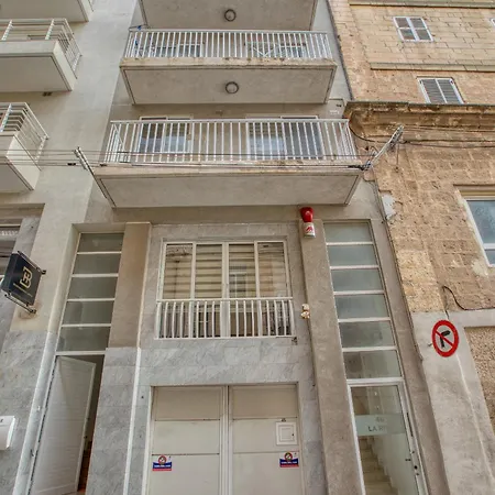 Charming And Bright 2 Bedroom Flat With Creek View Balcony Emag1-1 Διαμέρισμα *