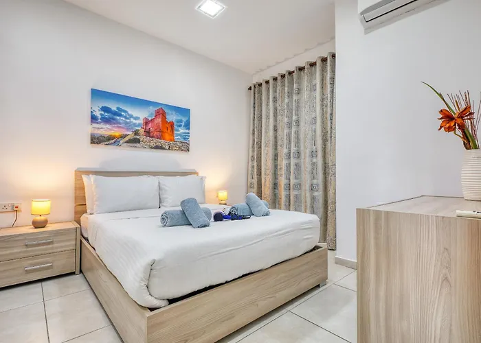 Charming And Bright 2 Bedroom Flat With Creek View Balcony Emag1-1 Daire