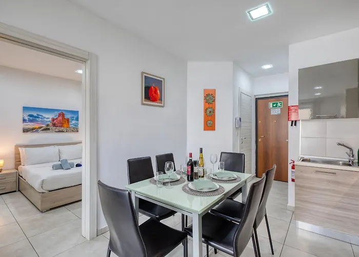 아파트 Charming And Bright 2 Bedroom Flat With Creek View Balcony Emag1-1 슬리에마