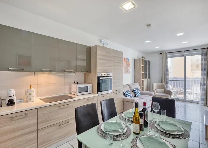 Charming And Bright 2 Bedroom Flat With Creek View Balcony Emag1-1 아파트 *