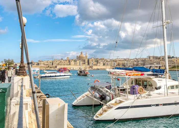 Daire Charming And Bright 2 Bedroom Flat With Creek View Balcony Emag1-1 *